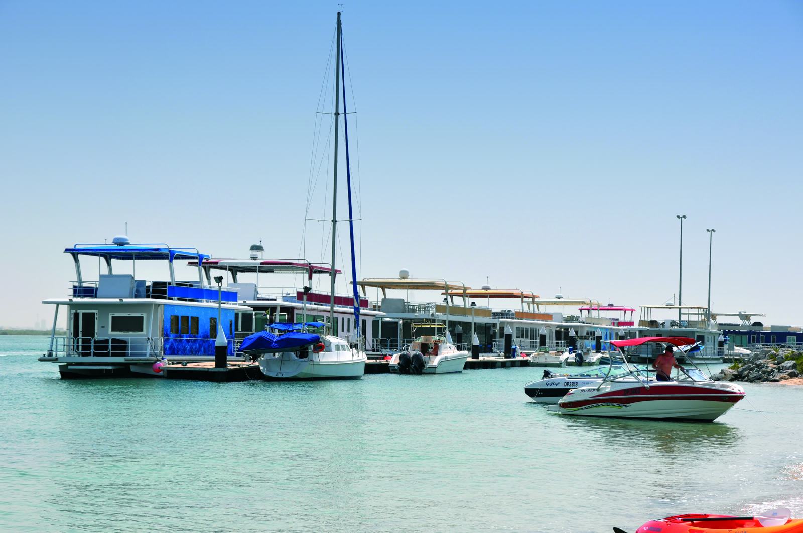 24 m aluminium houseboat